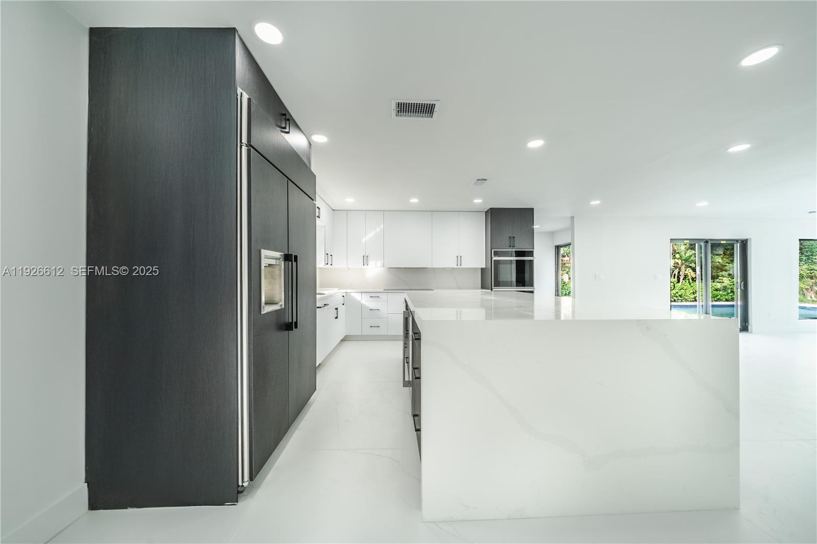 SUNNY ISLES INLAND - Residential