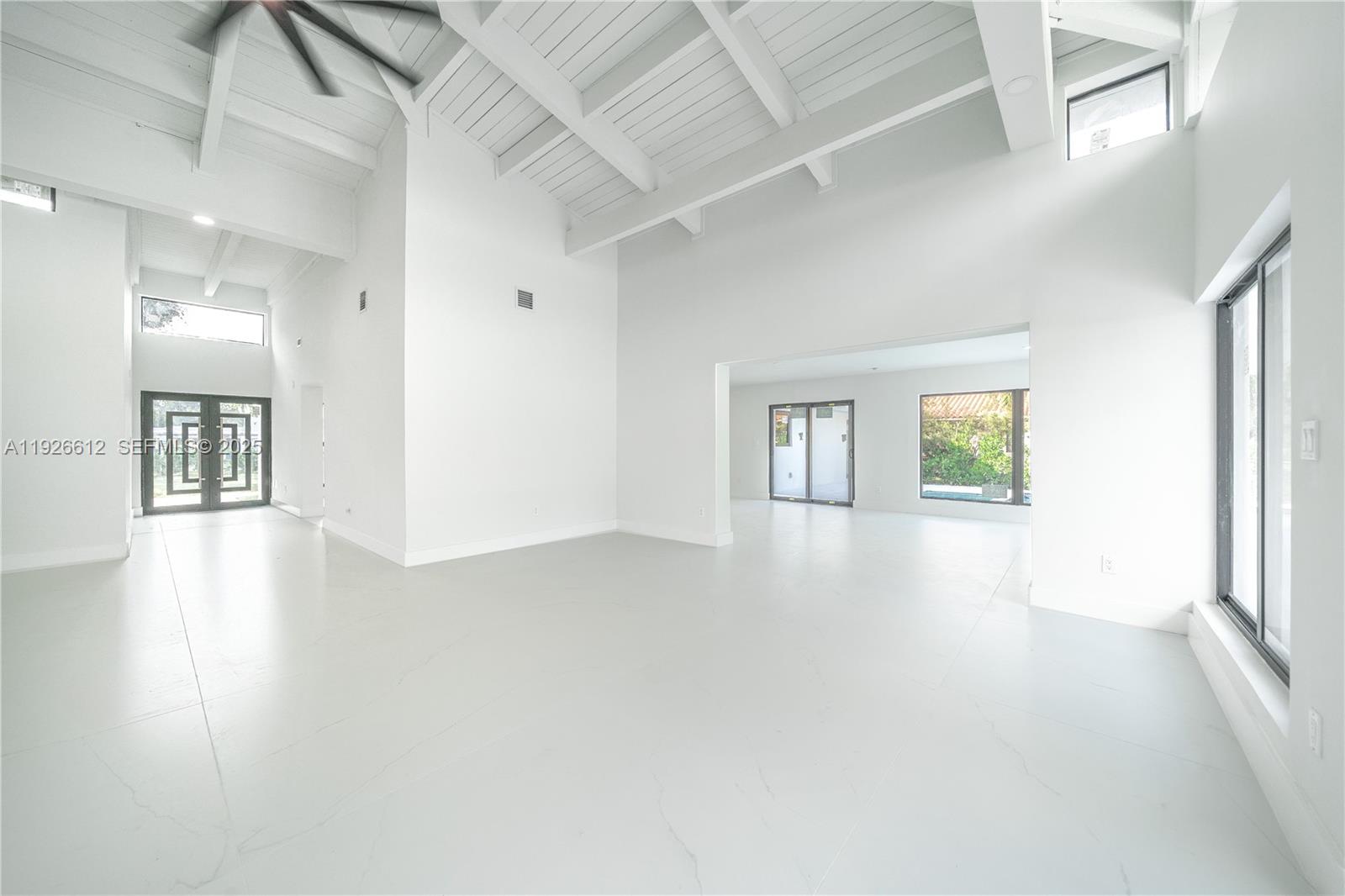 SUNNY ISLES INLAND - Residential