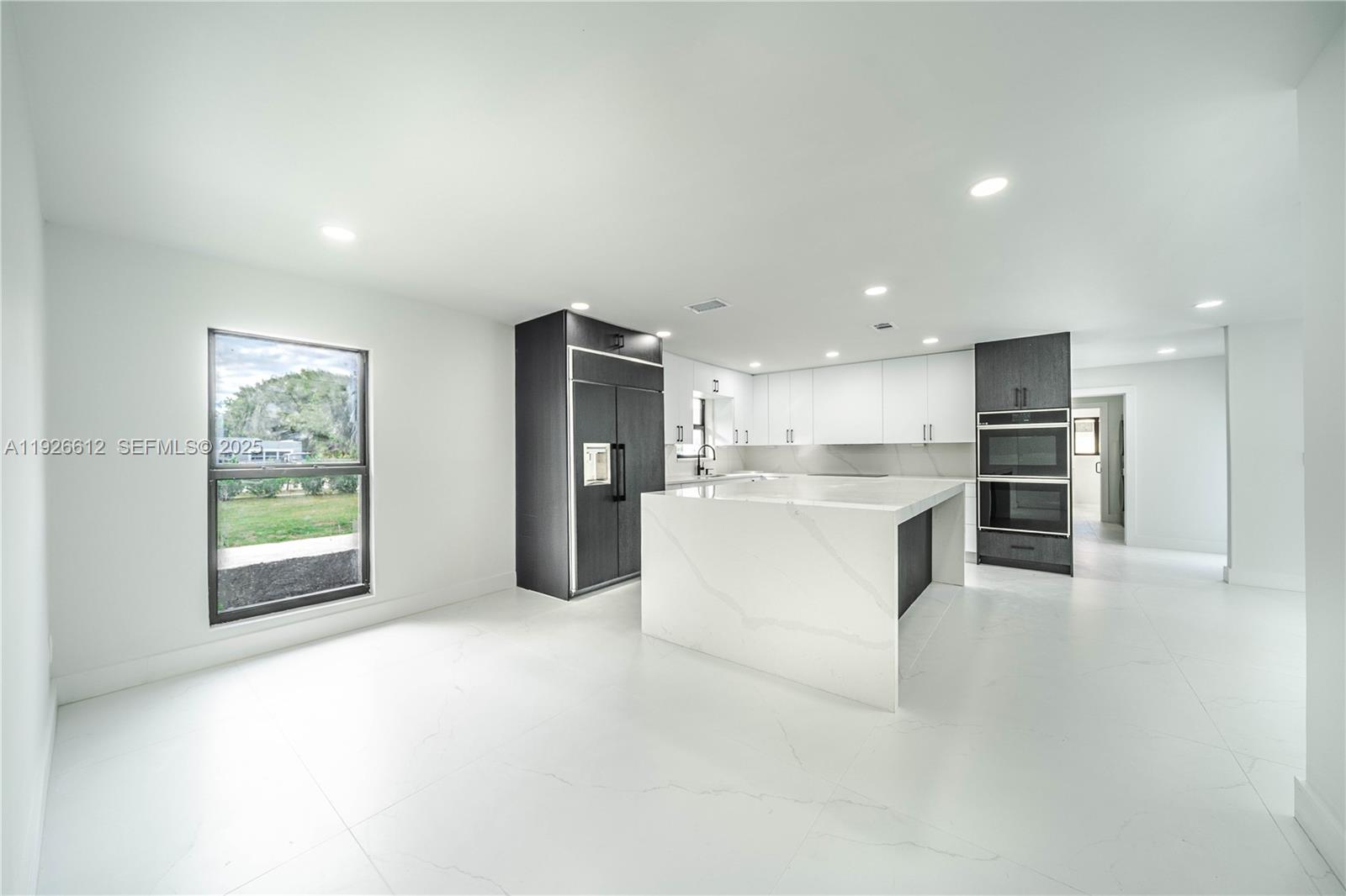 SUNNY ISLES INLAND - Residential