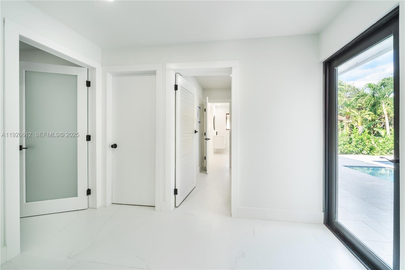 SUNNY ISLES INLAND - Residential