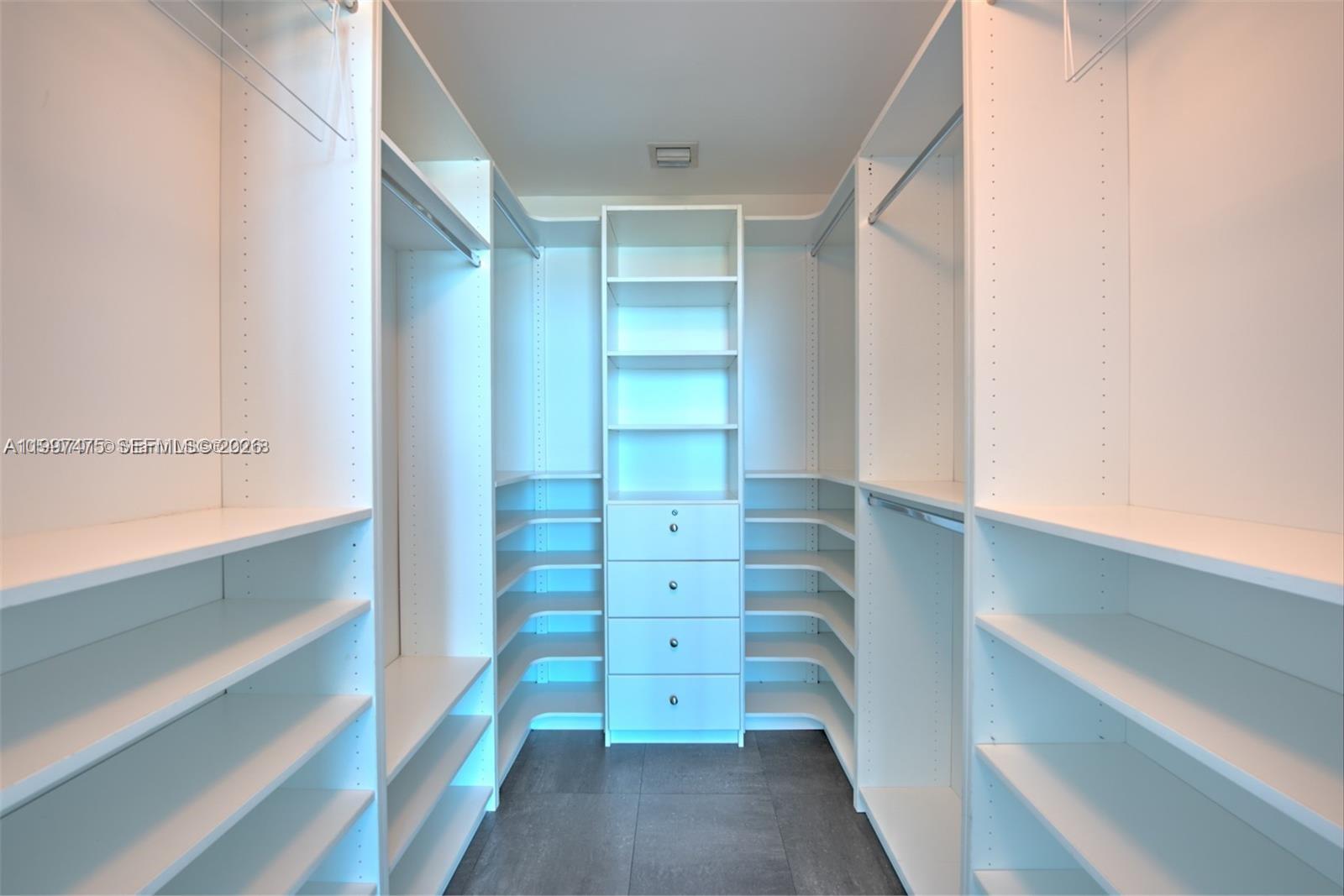 MARINABLUE CONDO - Residential Lease