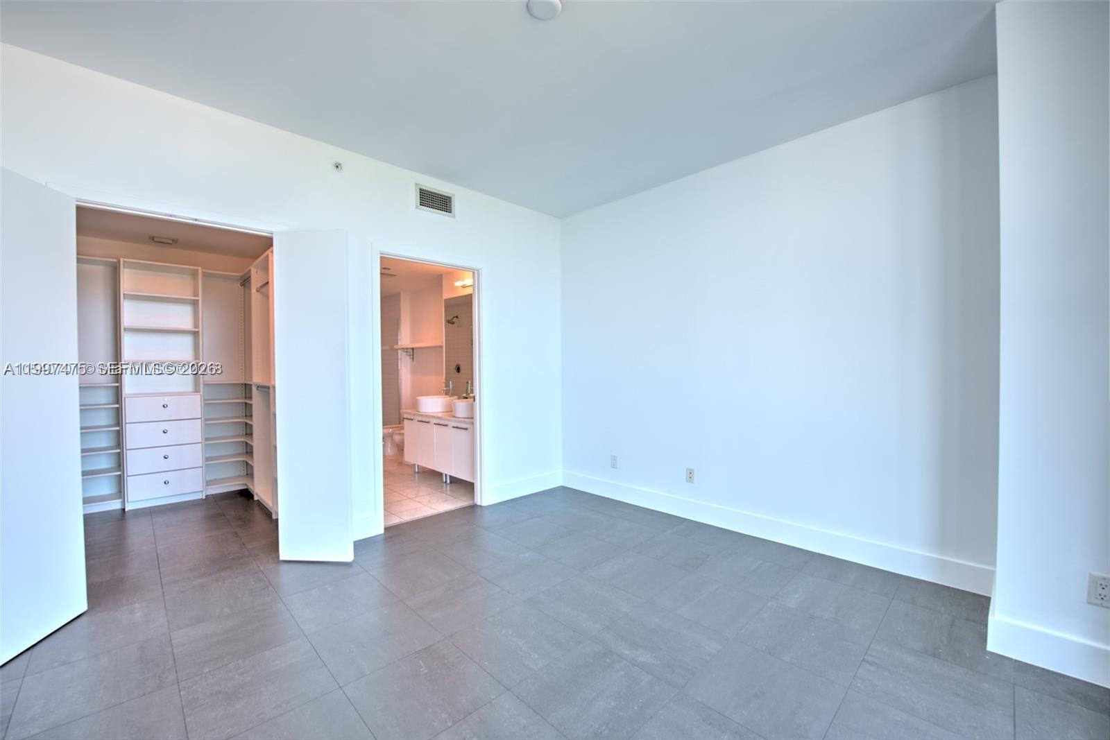 MARINABLUE CONDO - Residential Lease