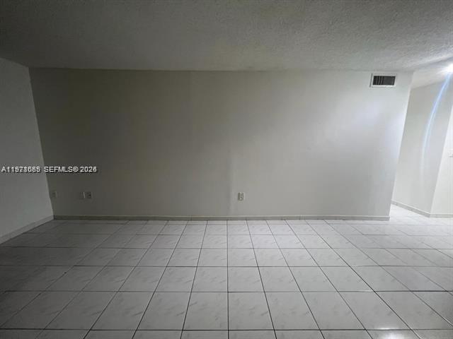 WOODSIDE APTS CONDO - Residential Lease