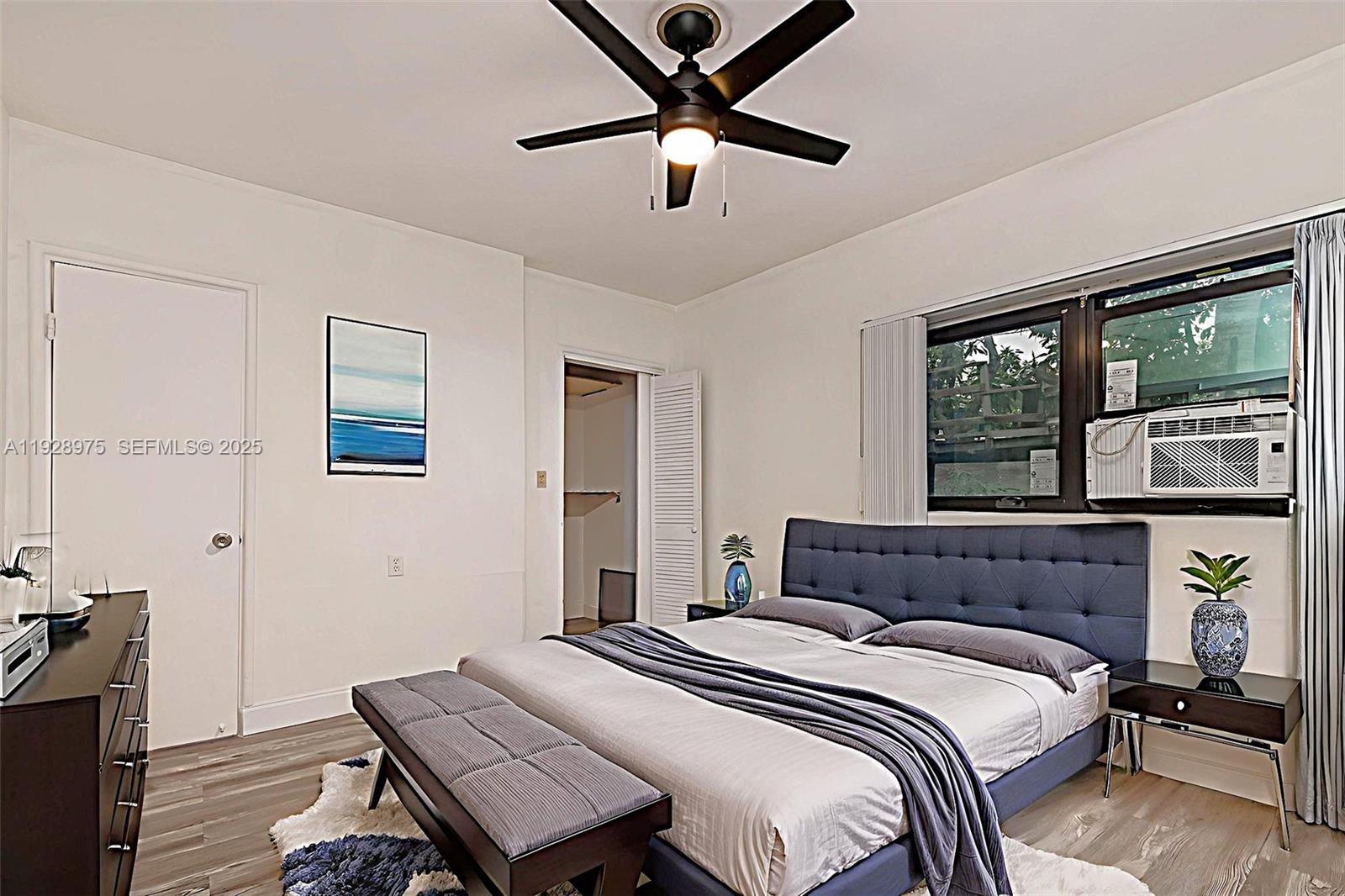 DIXIE HIGHWAY TRACK - Residential Lease