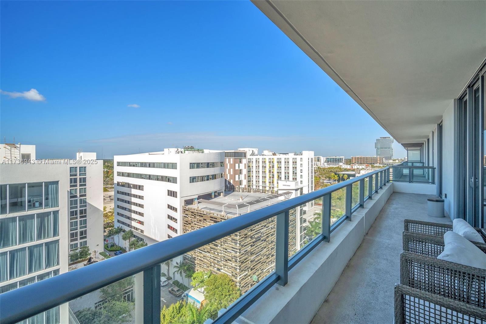 AVENTURA PARKSQUARE RESID - Residential