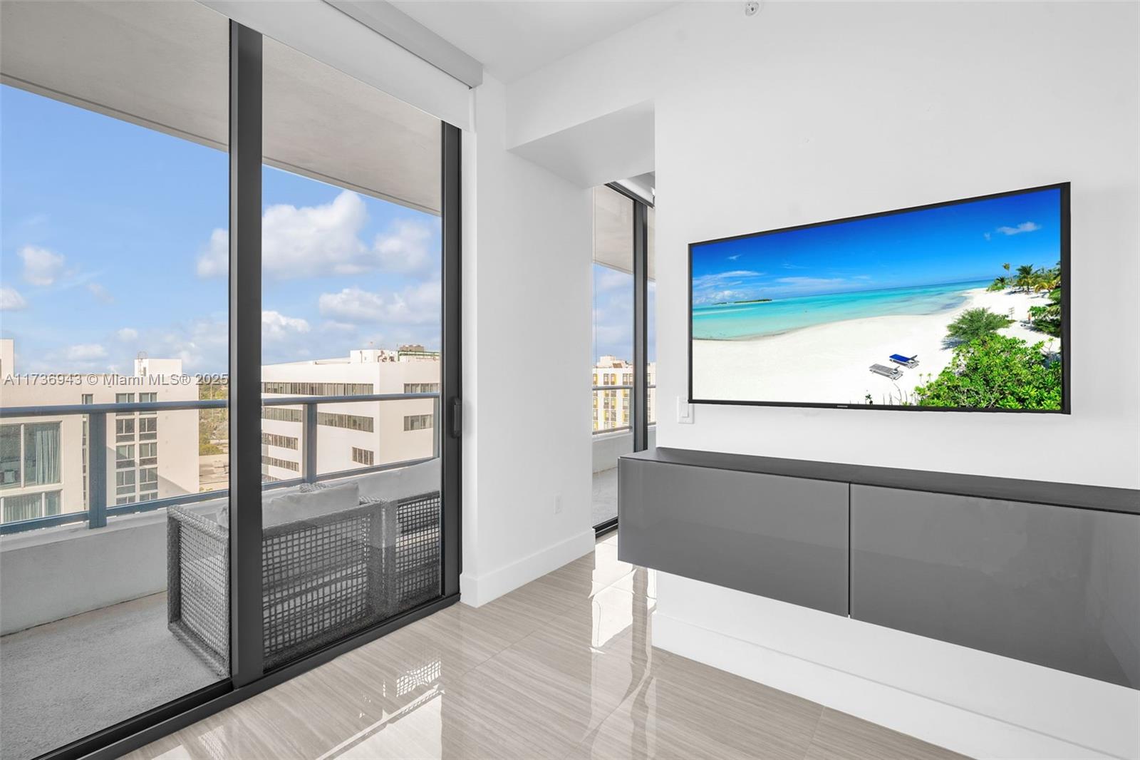 AVENTURA PARKSQUARE RESID - Residential
