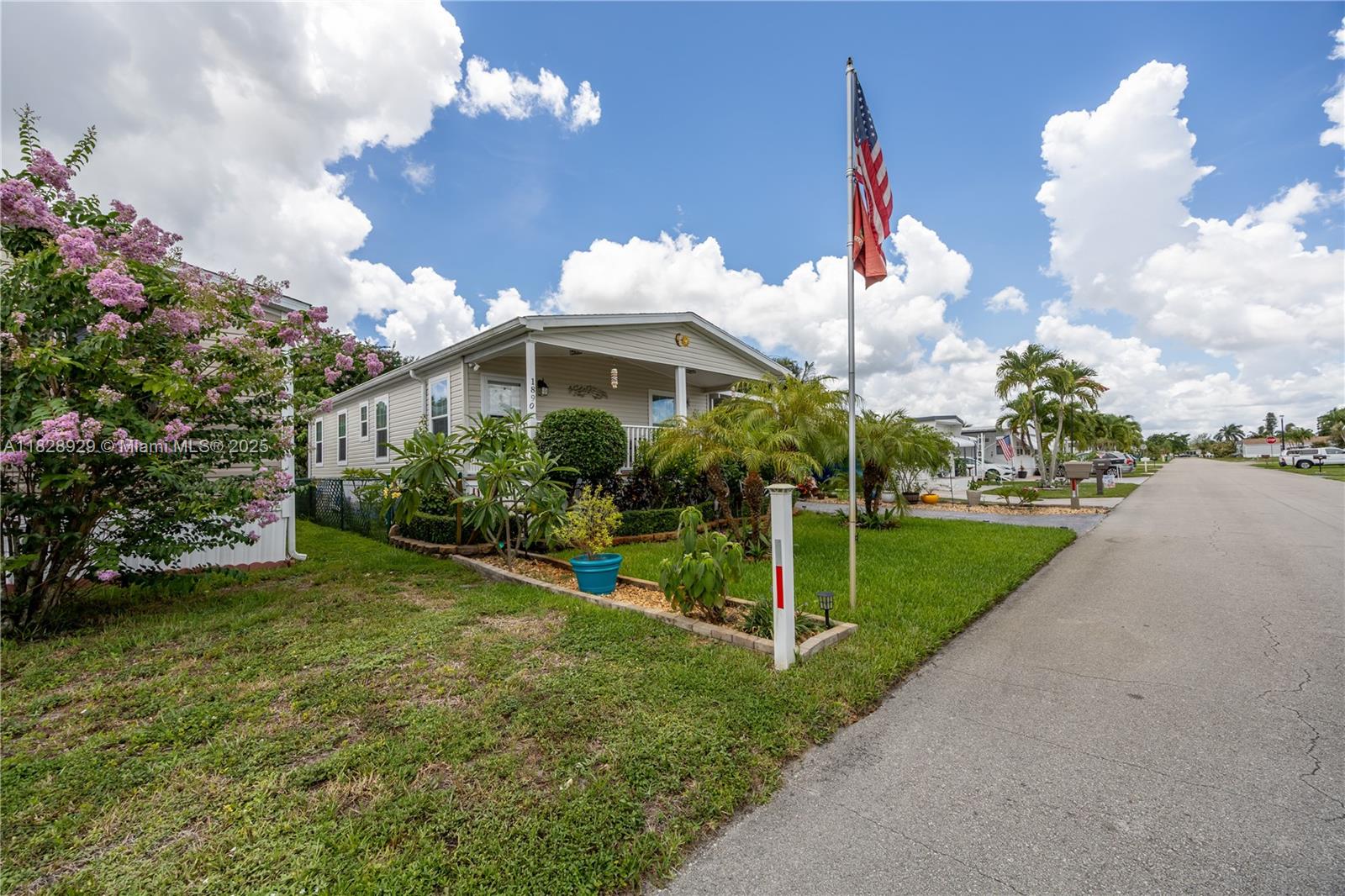 PARK CITY SEC THREE - Residential