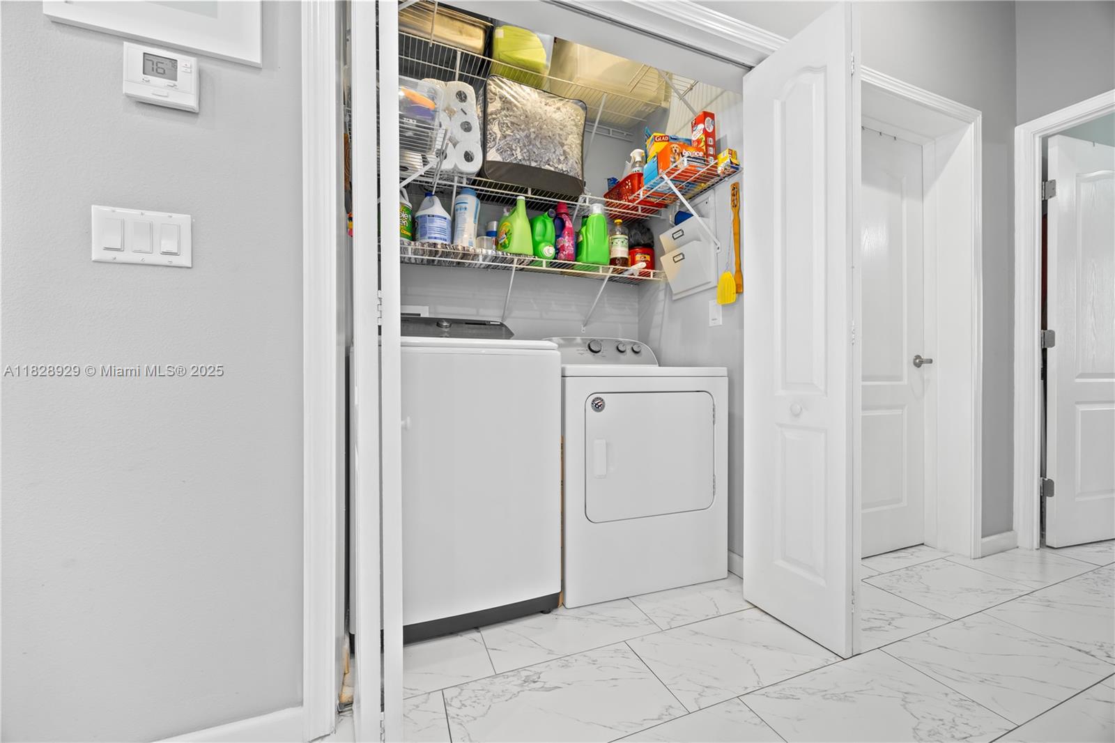 PARK CITY SEC THREE - Residential