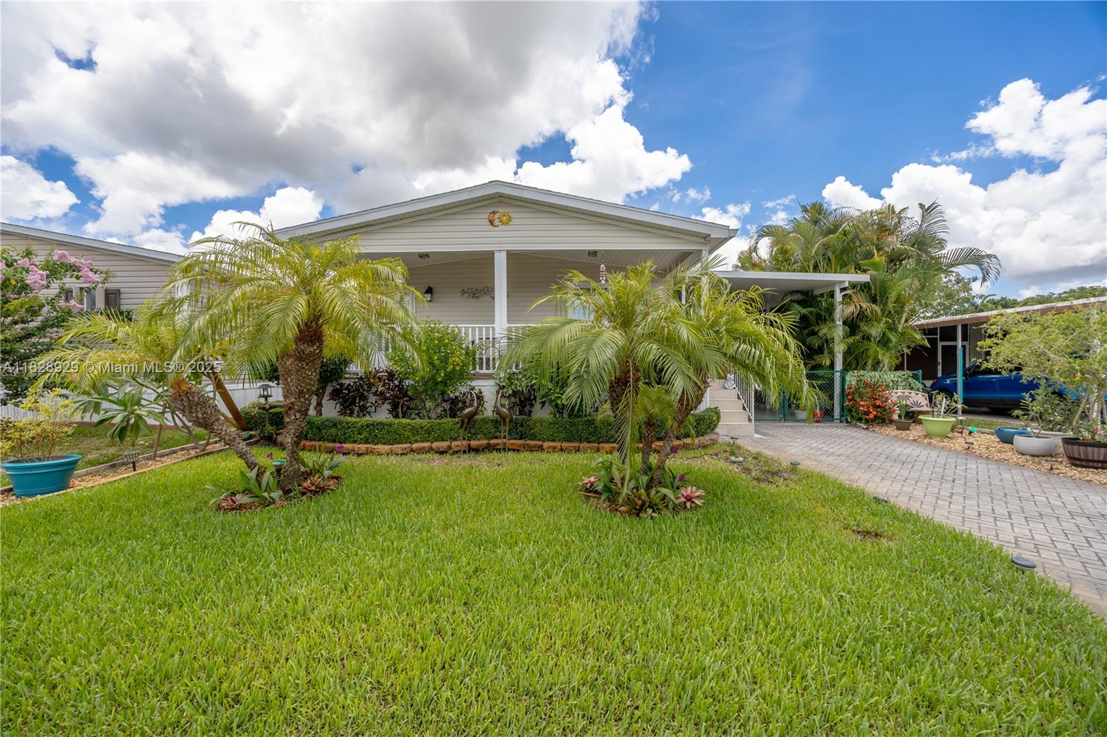 PARK CITY SEC THREE - Residential