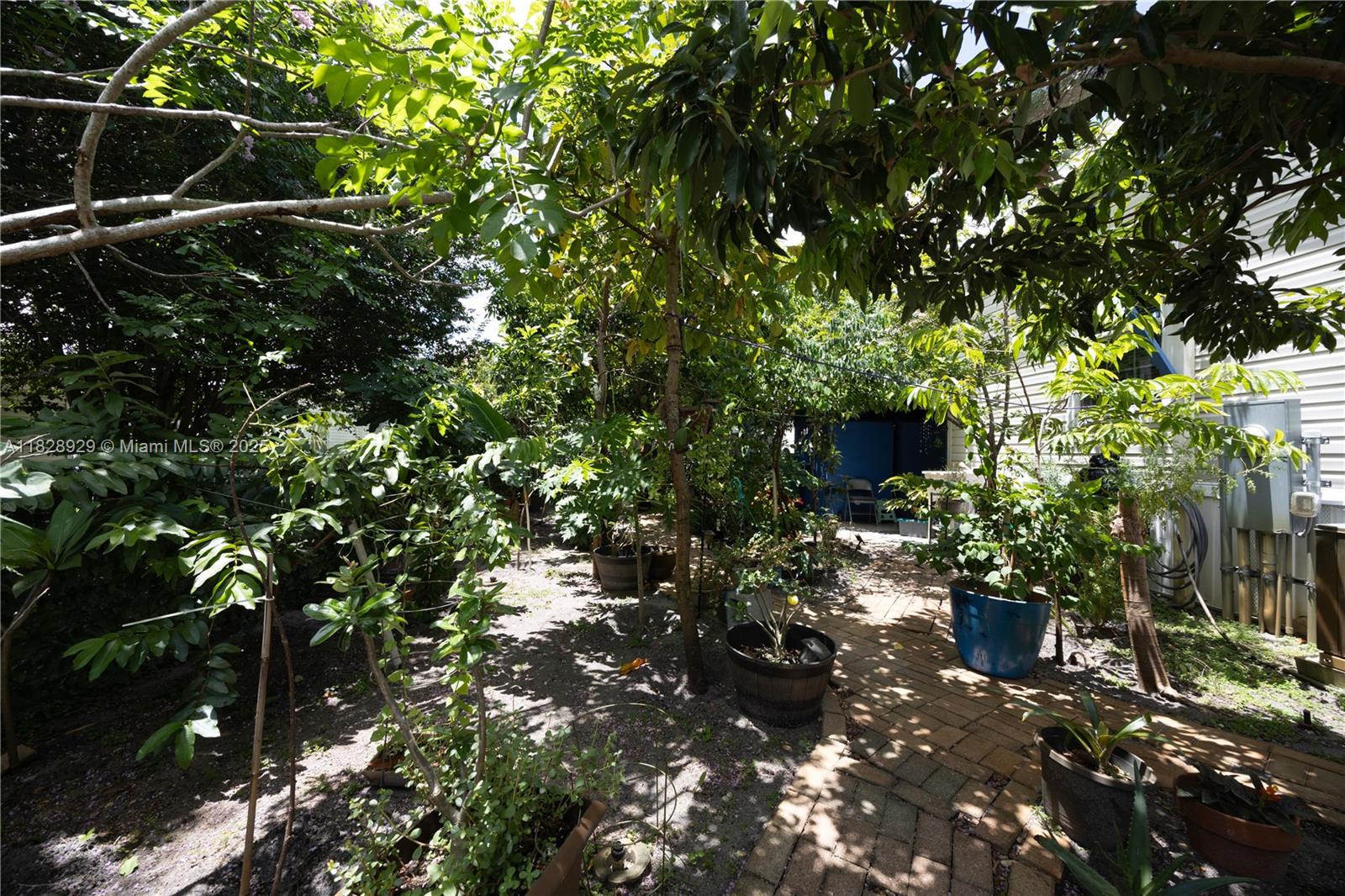 PARK CITY SEC THREE - Residential