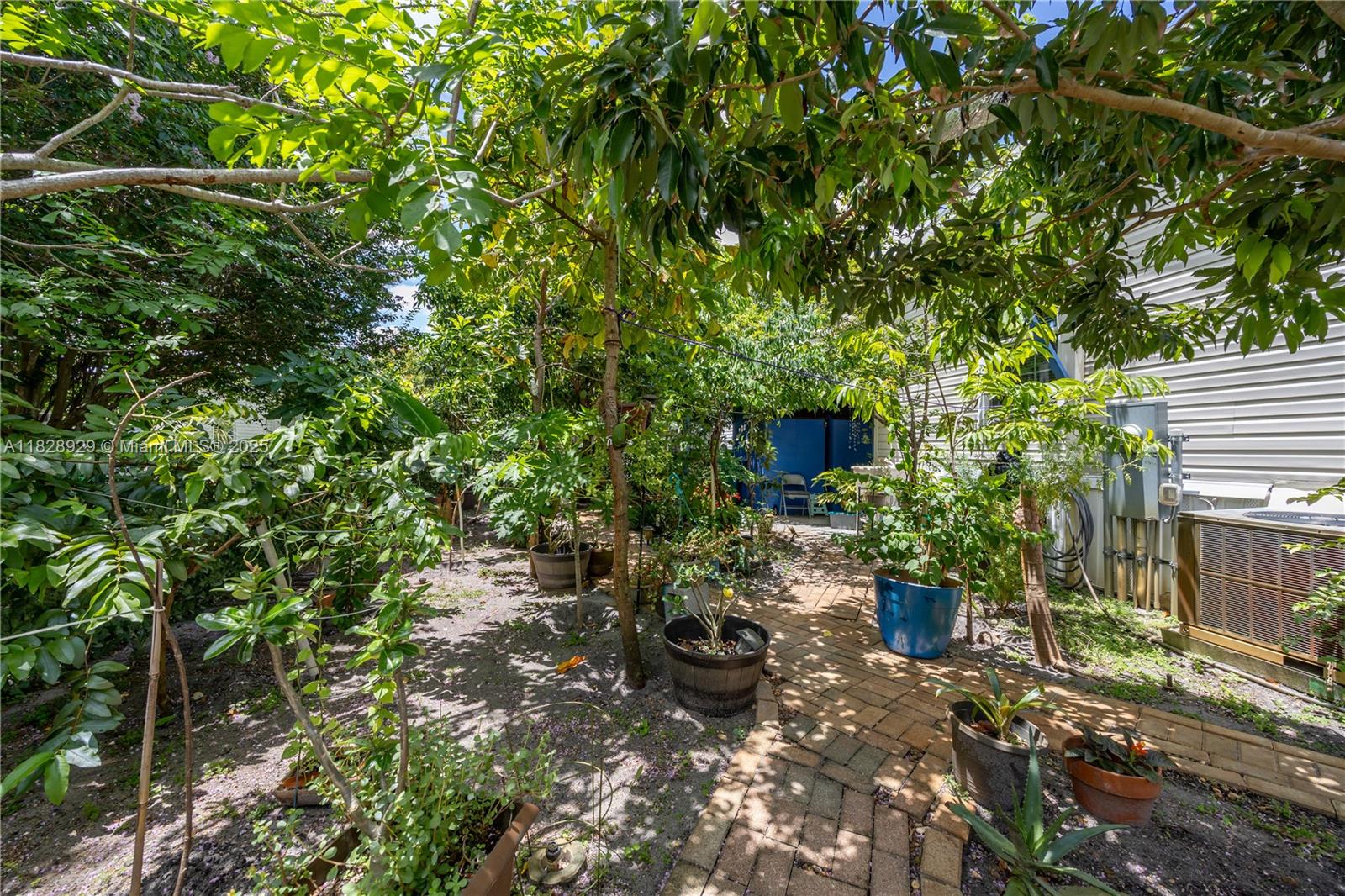 PARK CITY SEC THREE - Residential