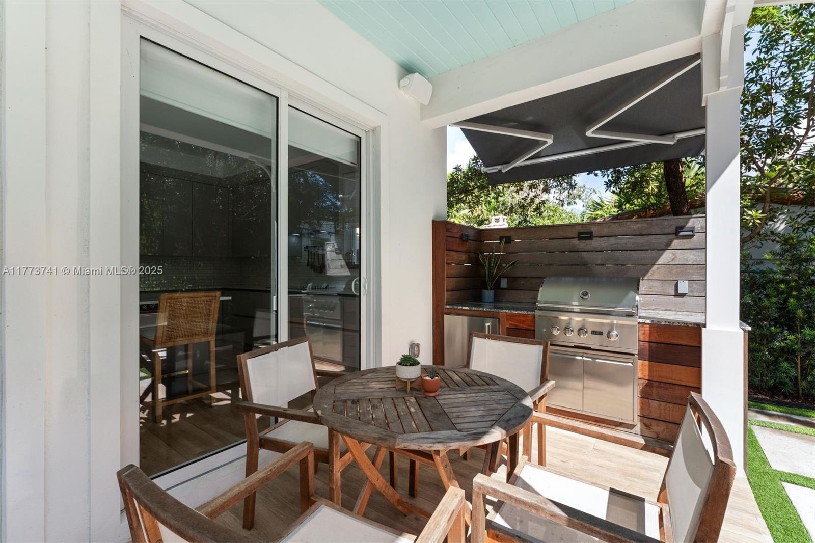 CORAL GABLES COUNTRY CLUB - Residential