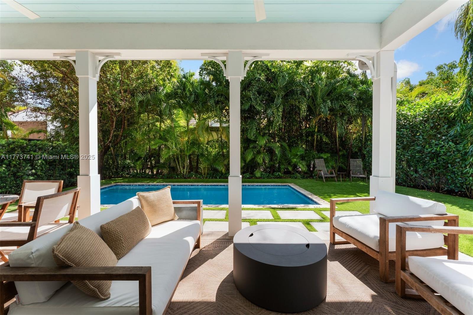 CORAL GABLES COUNTRY CLUB - Residential