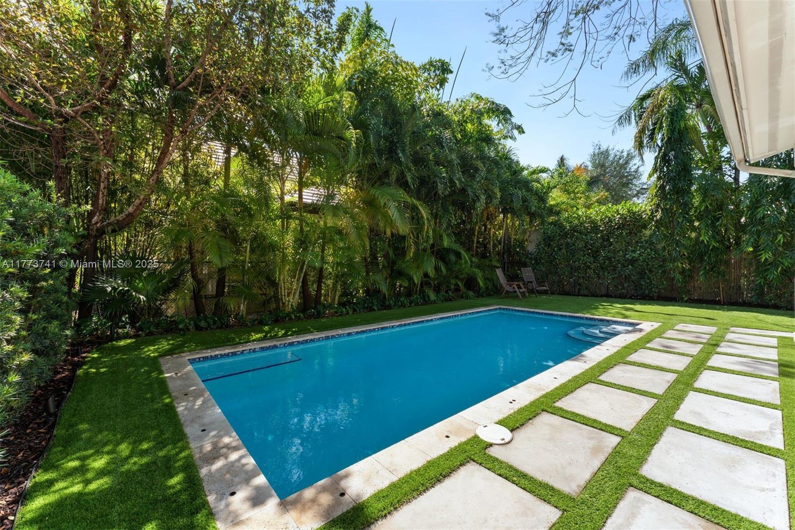 CORAL GABLES COUNTRY CLUB - Residential