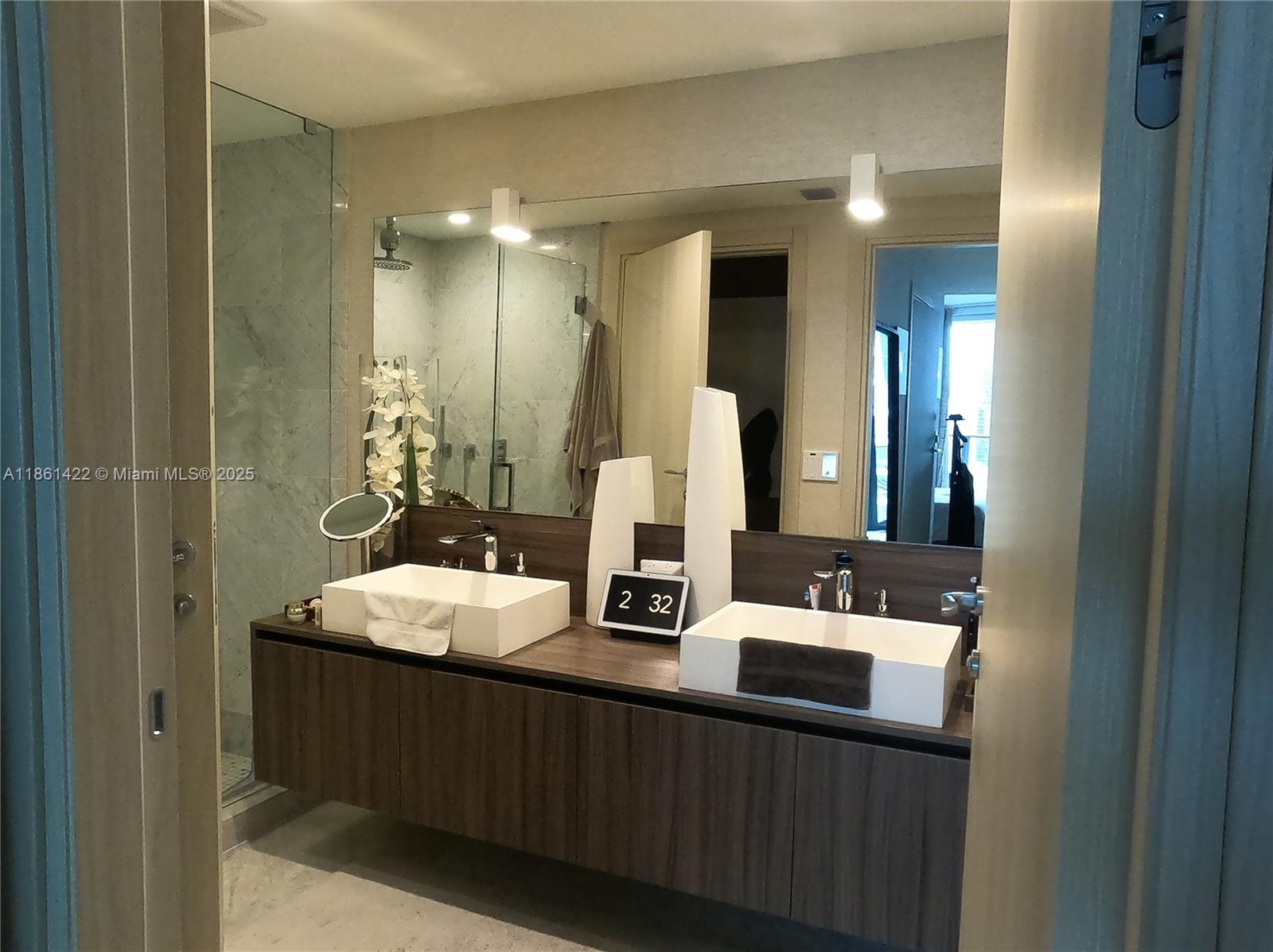 BRICKELL FLATIRON CONDO - Residential