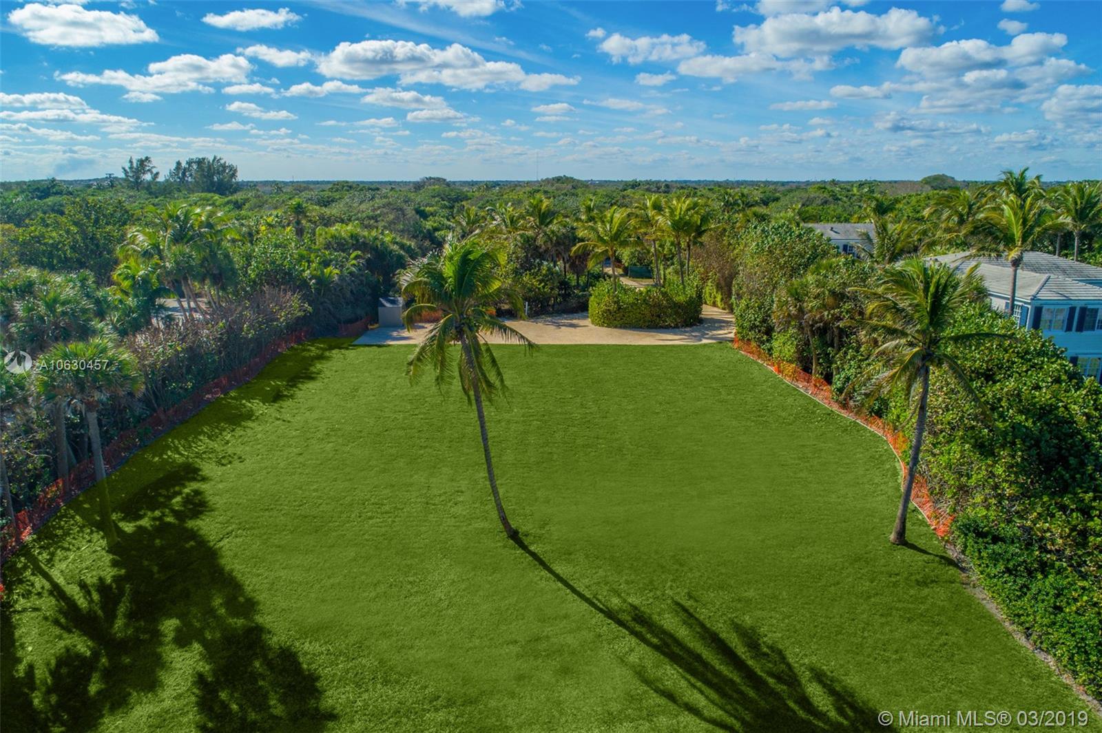 JUPITER ISLAND - Land