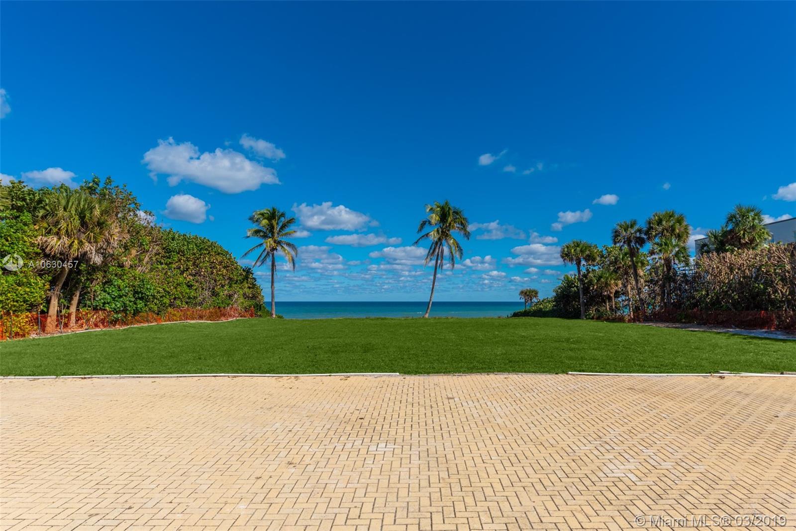 JUPITER ISLAND - Land