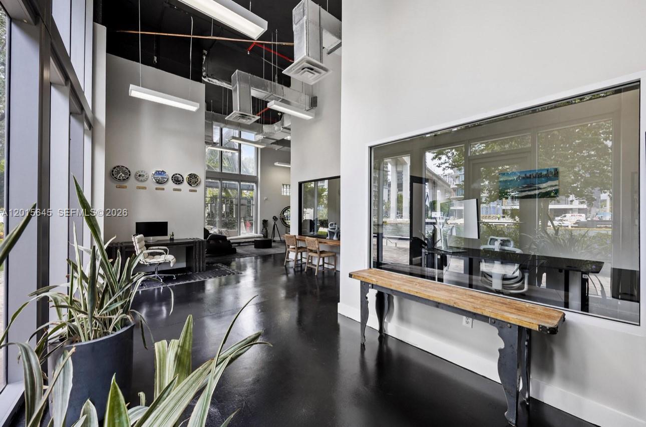 92 SW 3rd St CU1B