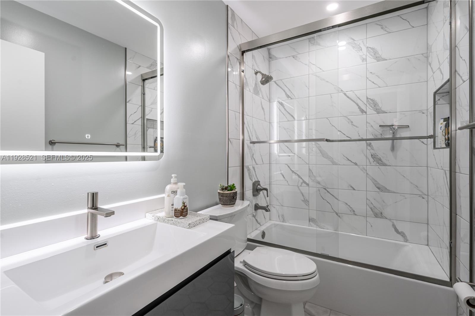 SILVER LAKES PHASE III - Residential