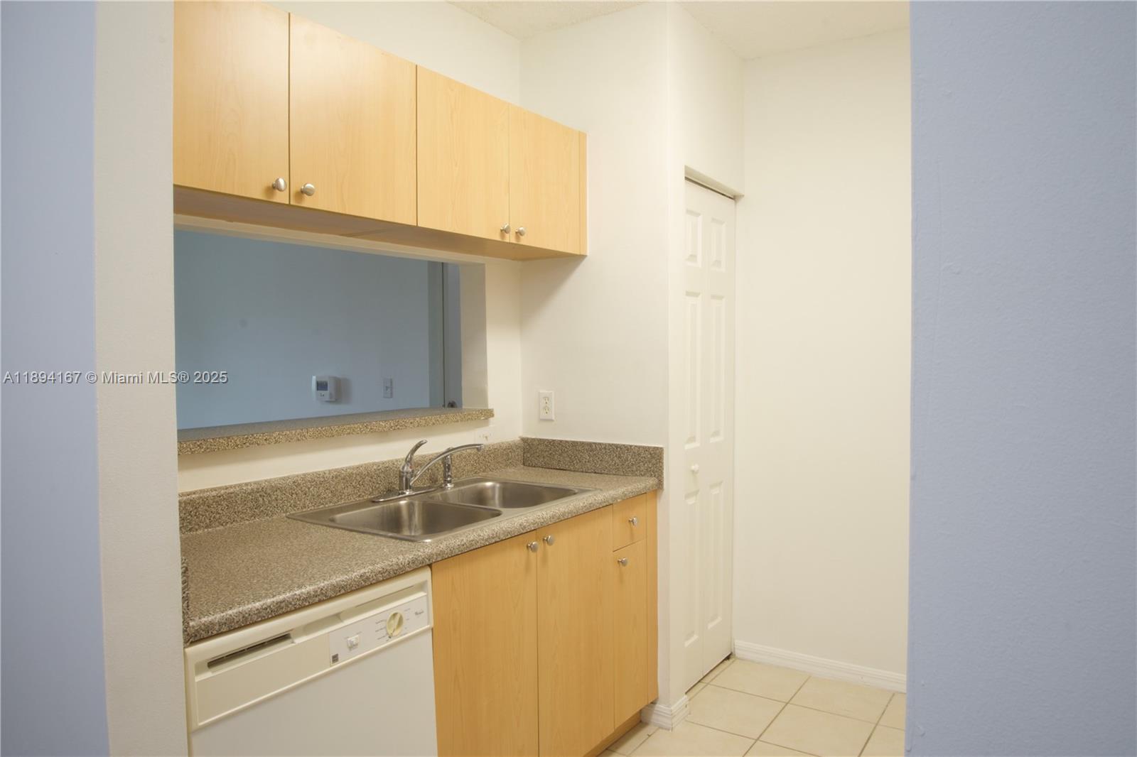 EL-AD RESIDENCES AT MIRAM - Residential Lease