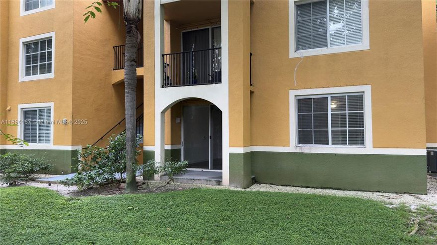 BEAUTIFUL 1 BED 1 BATHROOM LOCATED AT RESIDENCES AT MIRAMAR. FRESHLY PAINTED, WOOD FLOORS,
WALK-IN CLOSET, WASHER, AND DRYER INSIDE OF THE UNIT, GREAT NATURAL LIGHT. CENTRAL HEAT AND COOL
SYSTEM, LOTS OF AMENITIES. GATE COMMUNITY BURGLAR ALARM SERVICE READY TO SET UP. **The tenant
must keep up Lawn Maintenance and Pest Control.
