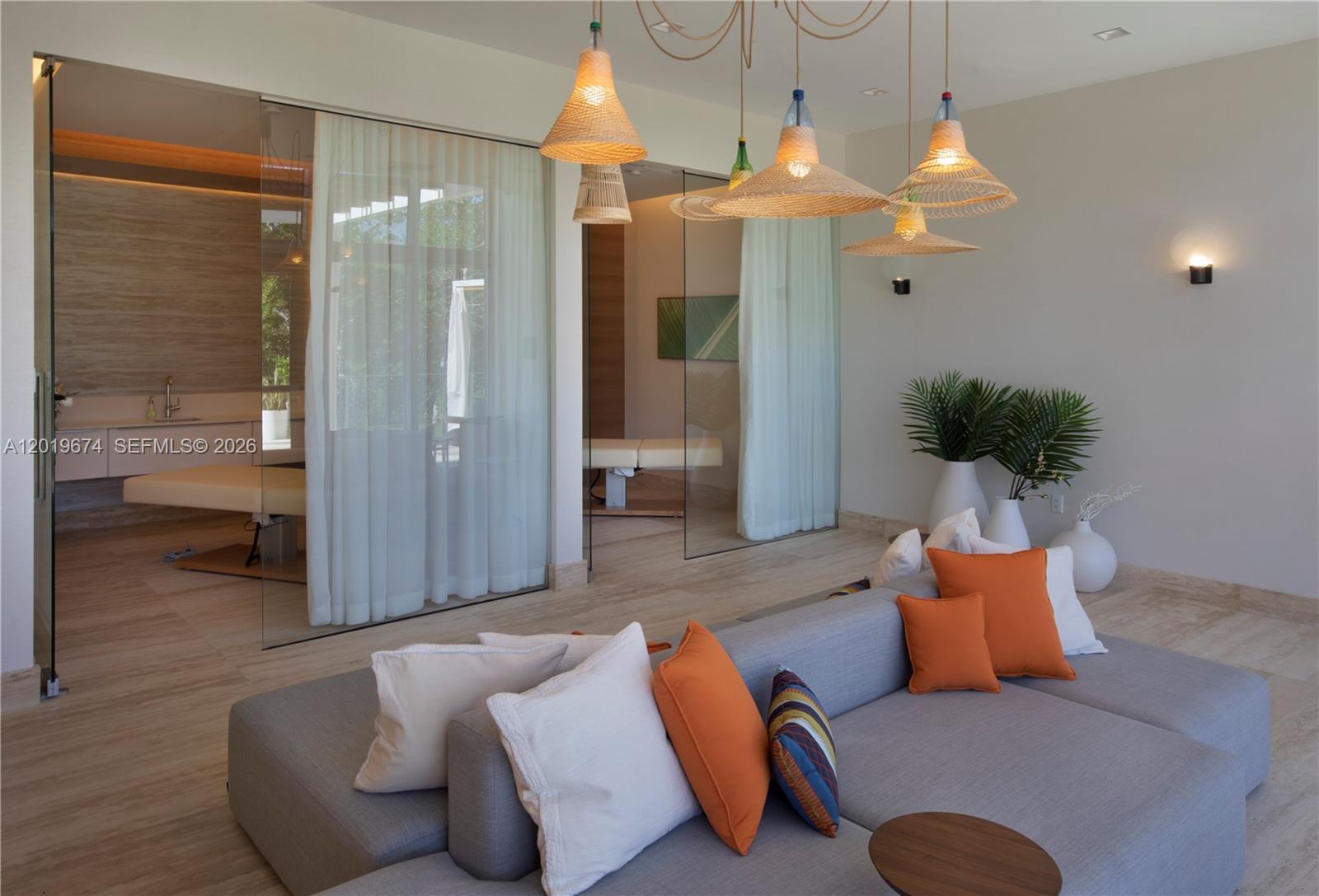 THE HARBOUR NORTH CONDO - Residential
