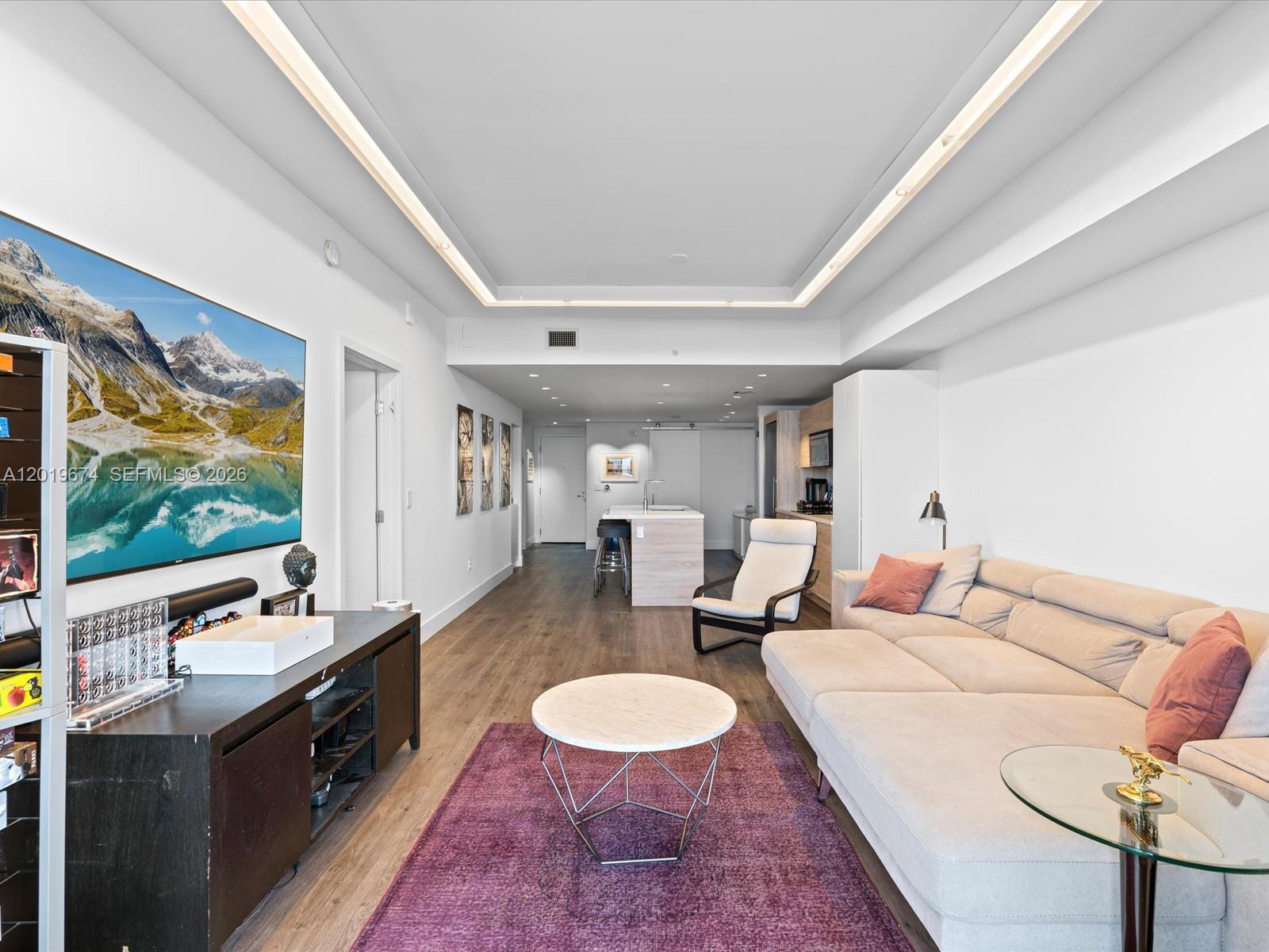 THE HARBOUR NORTH CONDO - Residential