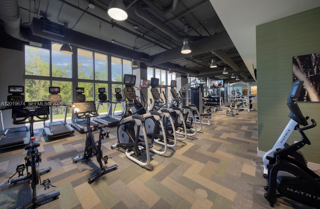 THE HARBOUR NORTH CONDO - Residential