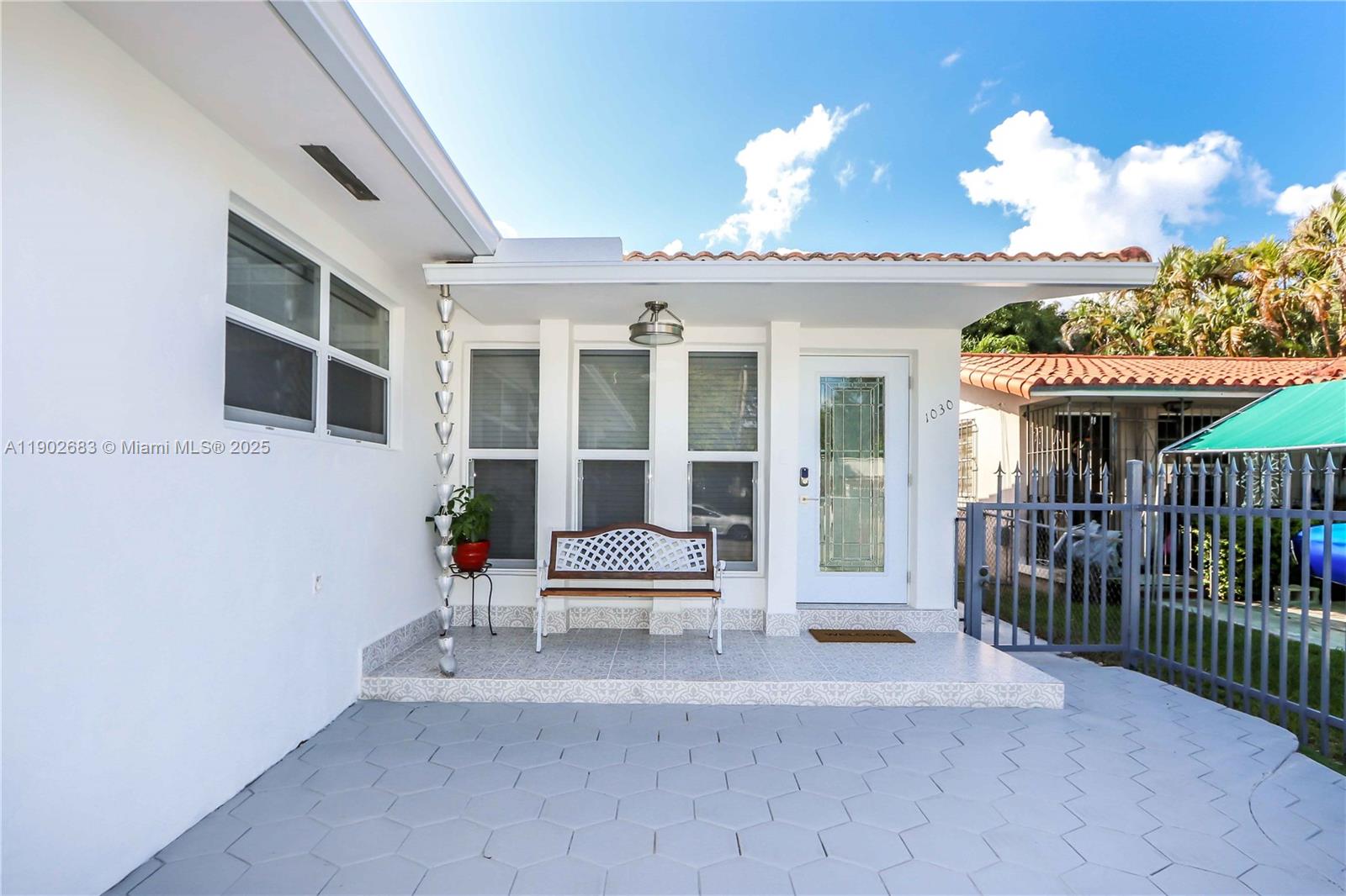 LAWRENCE EST LAND CO SUB - Residential Income