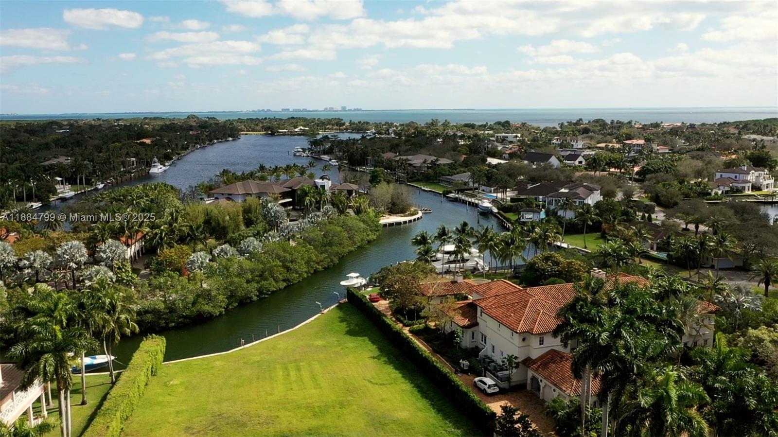 GABLES ESTS NO 4 - Land