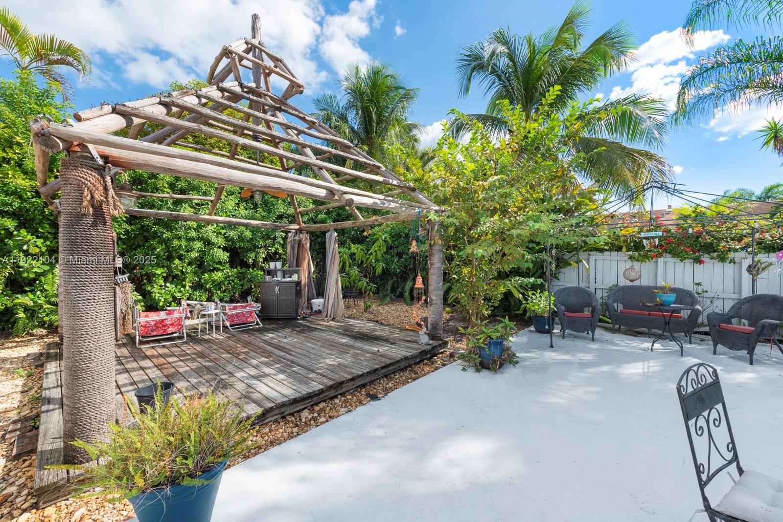 GLEN COVE WEST SEC 1 - Residential