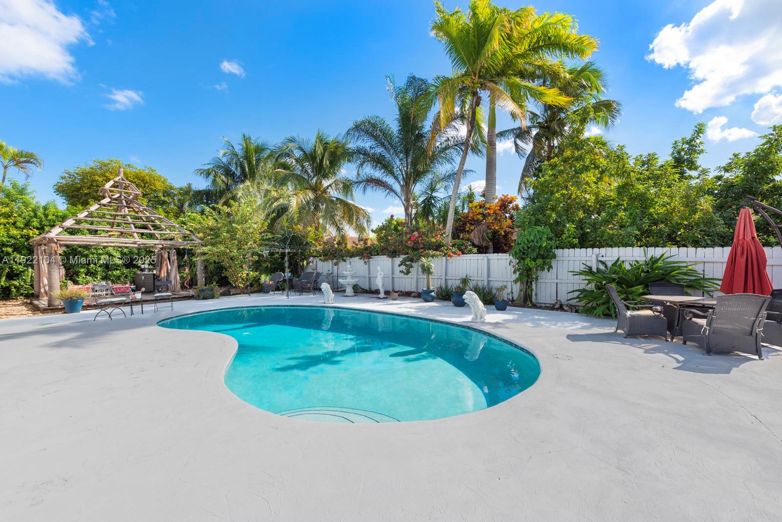 GLEN COVE WEST SEC 1 - Residential