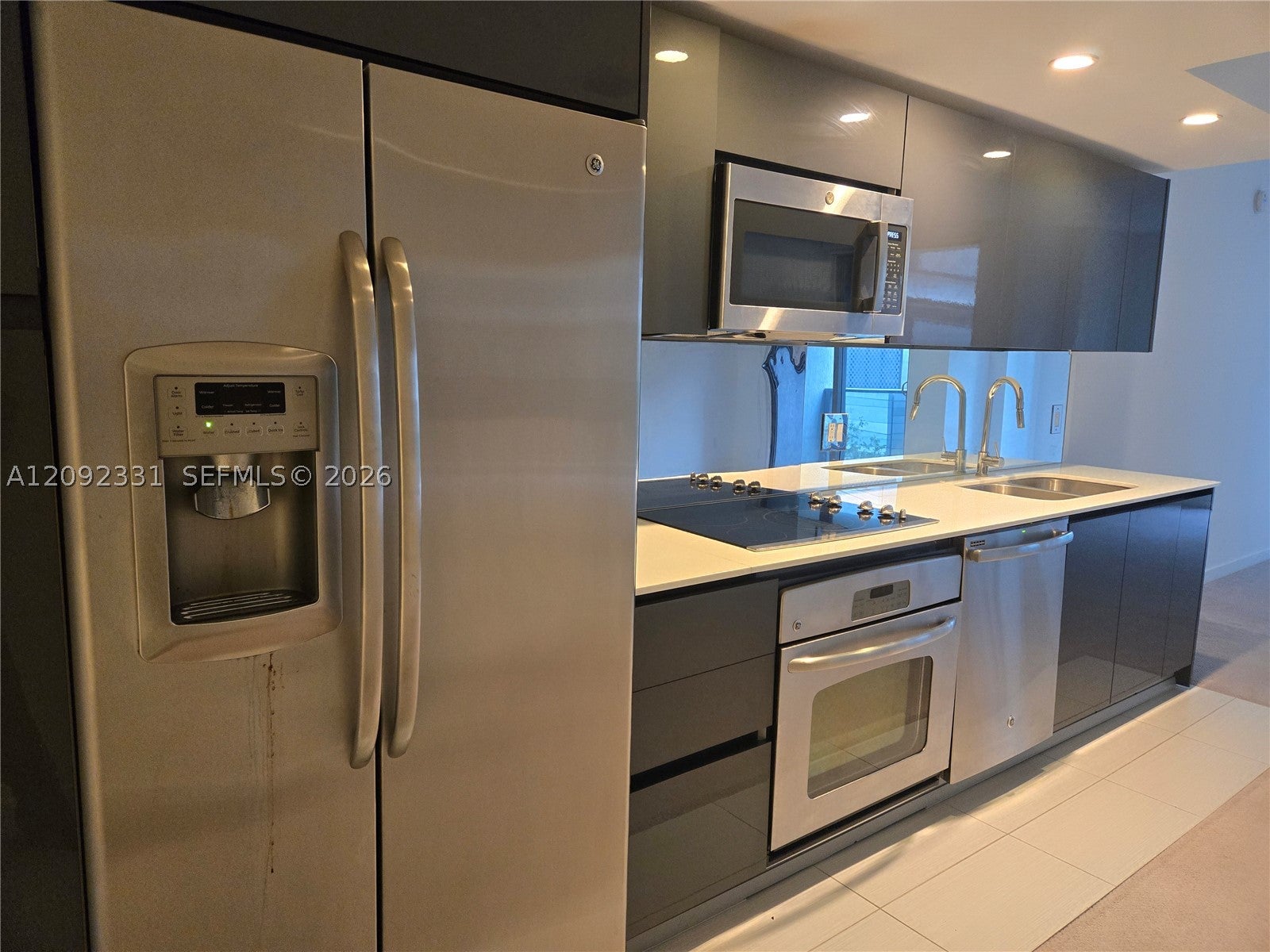 31 SE 6th St 503