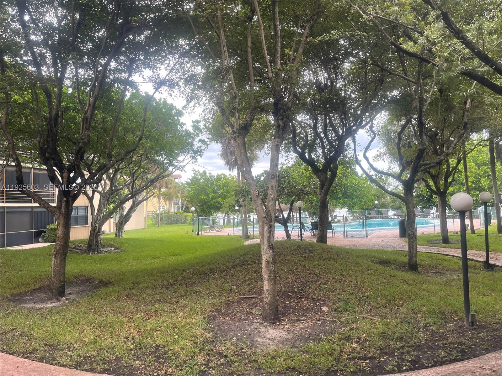 COCO WOOD CONDO - Residential