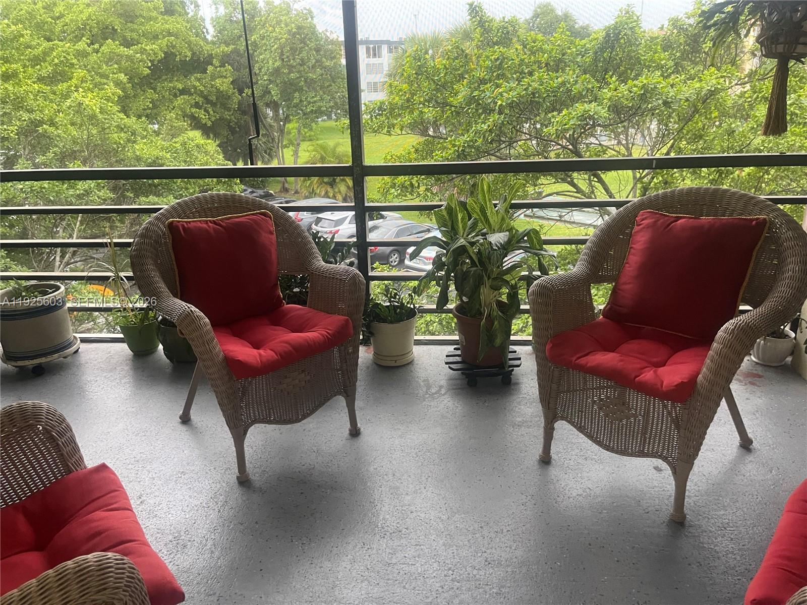 COCO WOOD CONDO - Residential