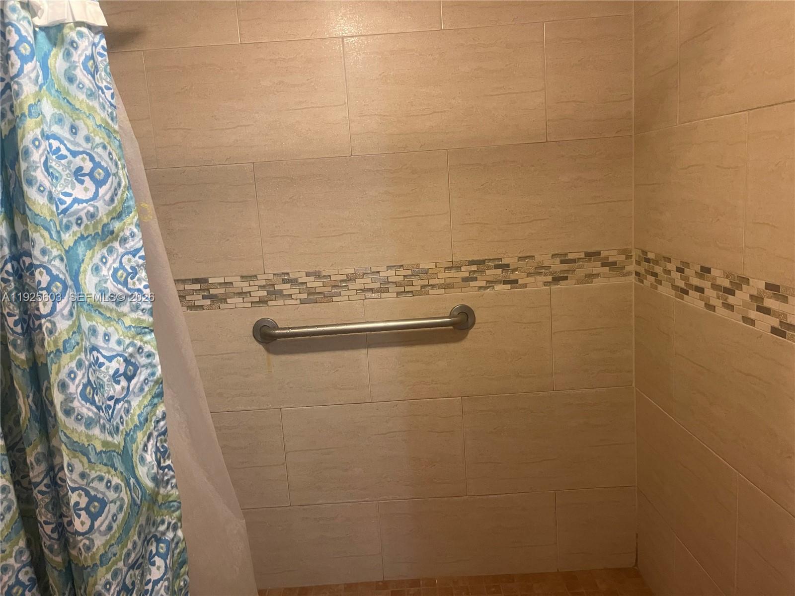 COCO WOOD CONDO - Residential