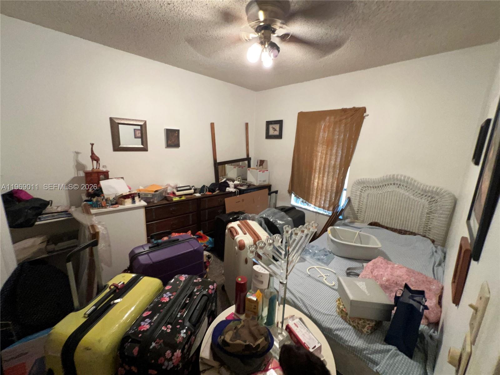 CLASSIC TOWNE HOUSES WEST - Residential