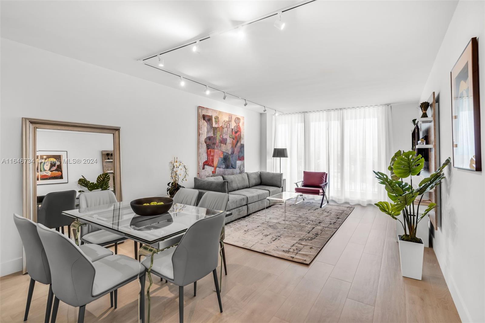 Rental Property at 1500 Ocean Dr 1109, Miami Beach, Miami-Dade County, Florida - Bedrooms: 1 
Bathrooms: 2  - $5,500 MO.