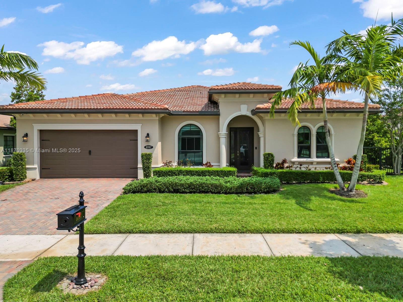 Welcome to 10987 Pinnacle Way, a 4BR/ 3 1/2 BA/3-car garage home in Parkland’s gated Watercrest community. Turnkey pristine dream home built in 2017 with 2,862 SF and $80K in upgrades, this single-story gem features tile floors, impact windows/doors, chef’s kitchen with quartz counters, oversized island, custom cabinetry, KitchenAid appliances, gas stove, and double oven. Primary suite offers 2 custom walk-in closets and spa bath with tub, shower, and dual sinks. Additional highlights: custom closets, upgraded laundry, new thermostat, and guest bath with jacuzzi walk-in tub. Enjoy resort style amenities: fitness center, steam rooms, tennis, basketball, pool with splash pad, cabanas, kids’ play areas, dog park, and clubhouse with events. Fruit trees will not convey with property sale.