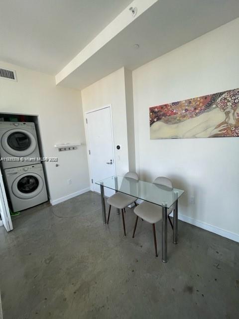 151 SE 1st St PH06