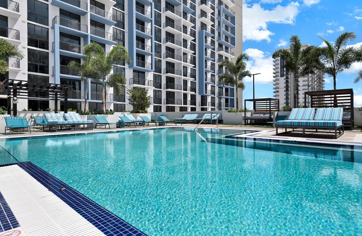 5350 Nw 84th Ave 601, Doral, Miami-Dade County, Florida - 3 Bedrooms  
3 Bathrooms - 