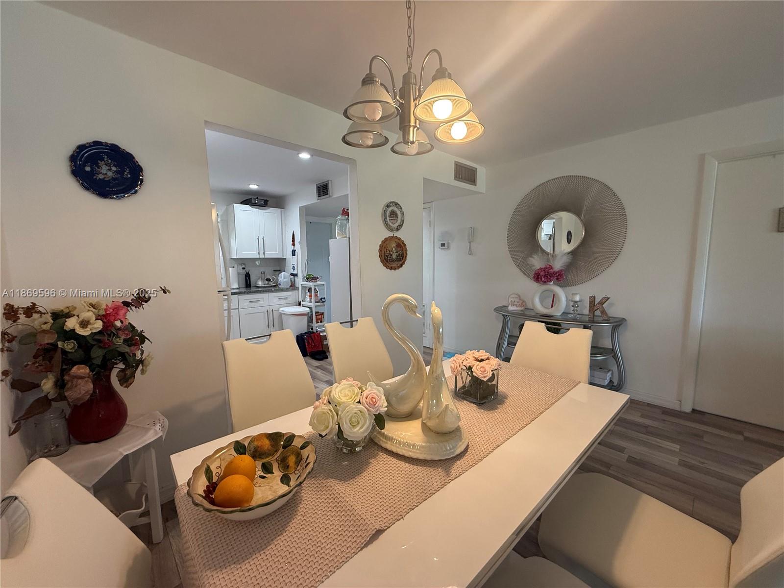 SUNRISE LAKES 119 CONDO - Residential