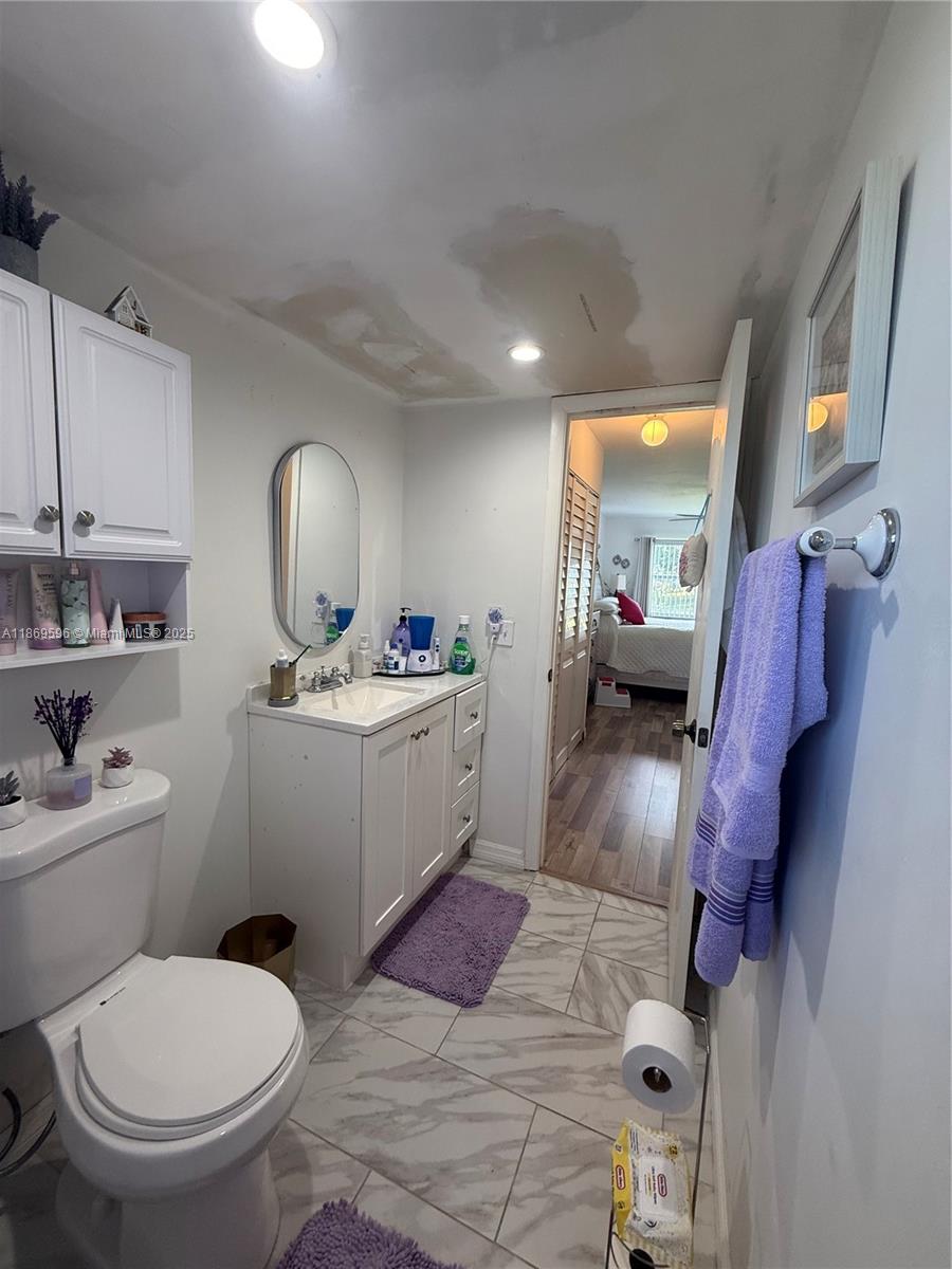 SUNRISE LAKES 119 CONDO - Residential