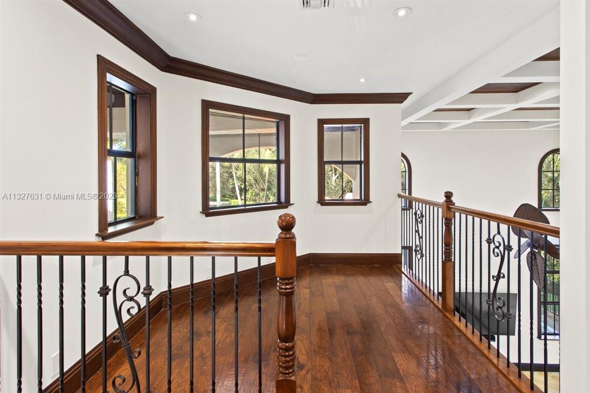 VISTA DEL LAGO - Residential