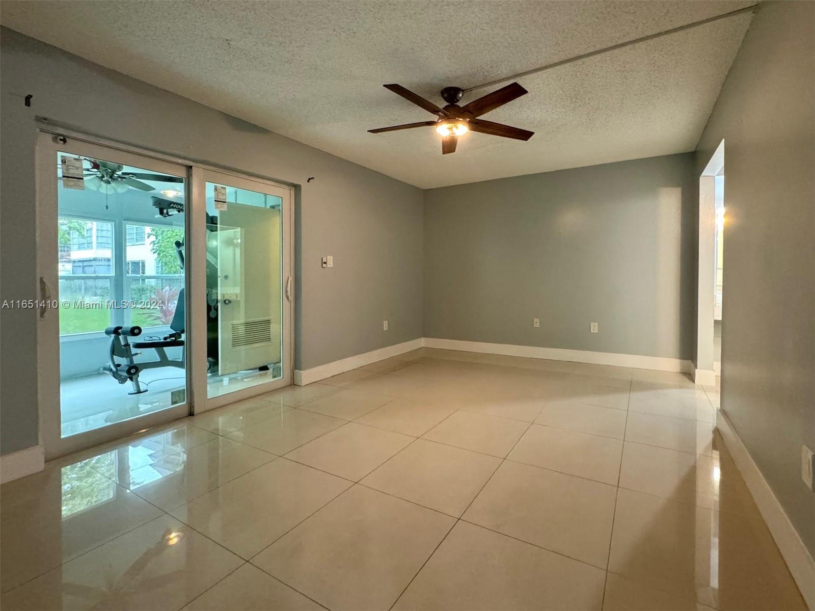 OMEGA CONDO NO 6 - Residential