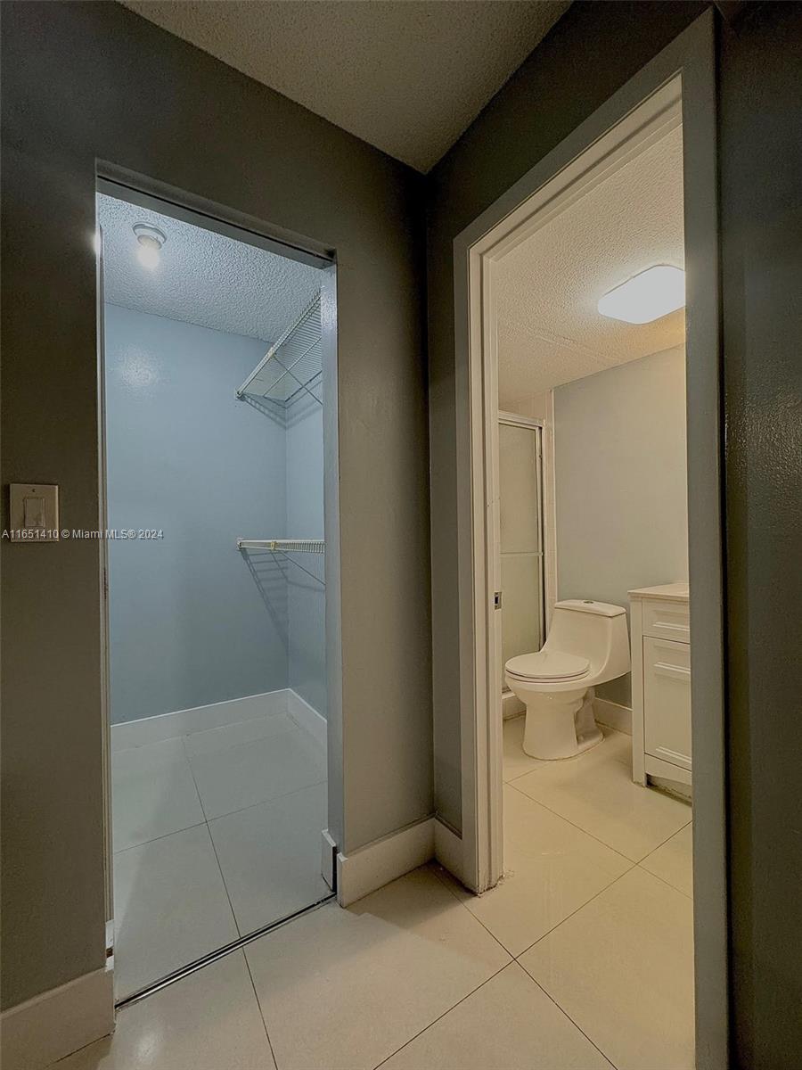 OMEGA CONDO NO 6 - Residential
