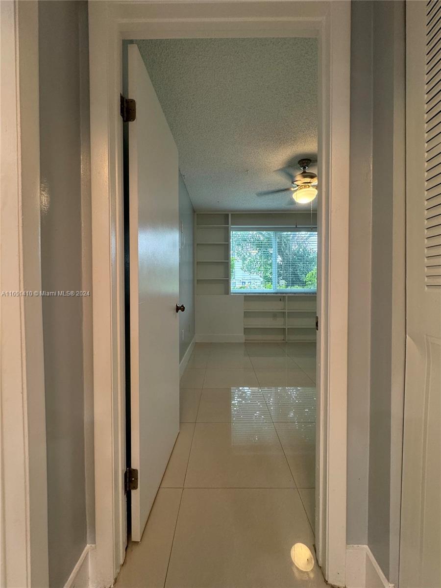 OMEGA CONDO NO 6 - Residential