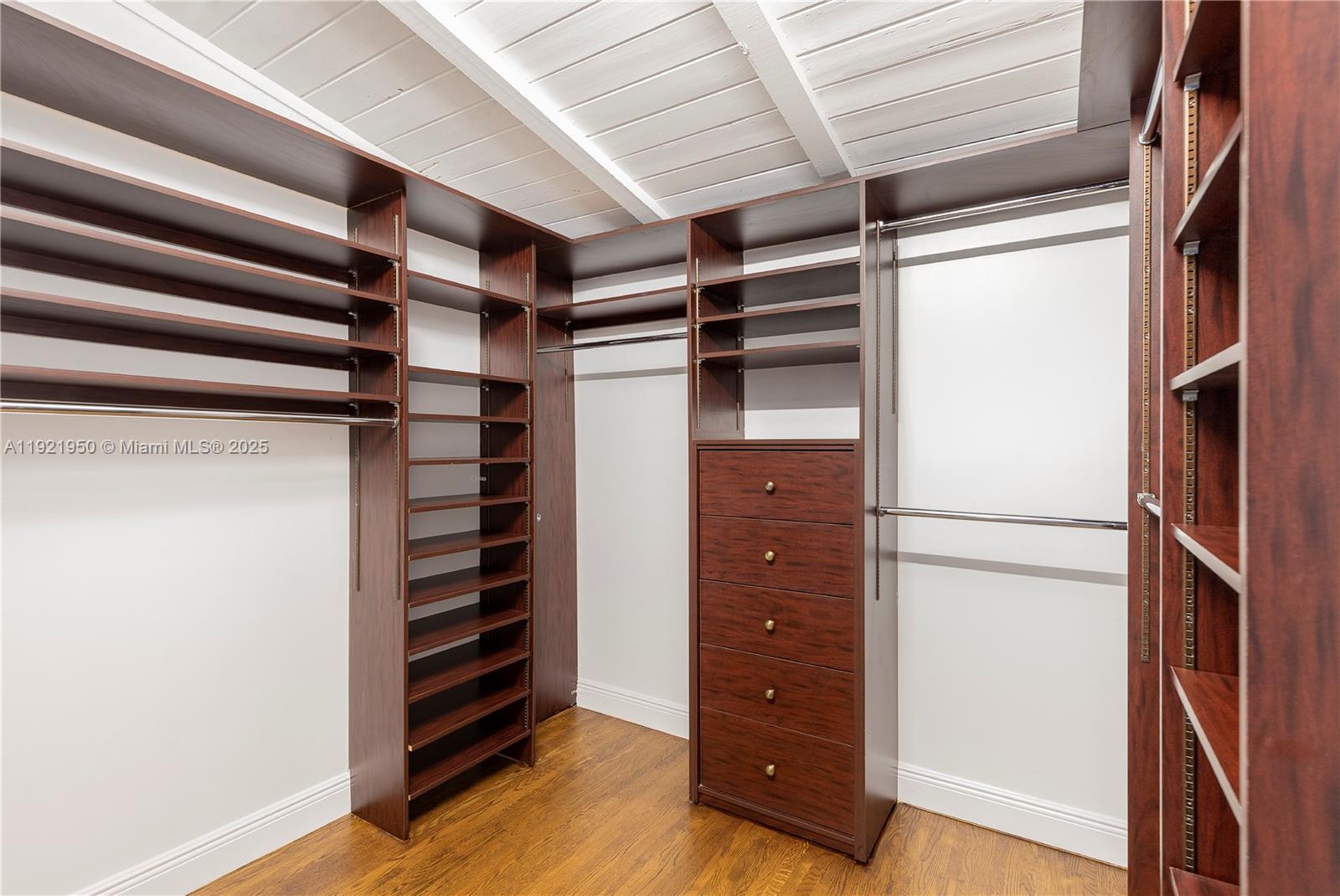 CORAL GABLES GRANADA SEC - Residential Lease