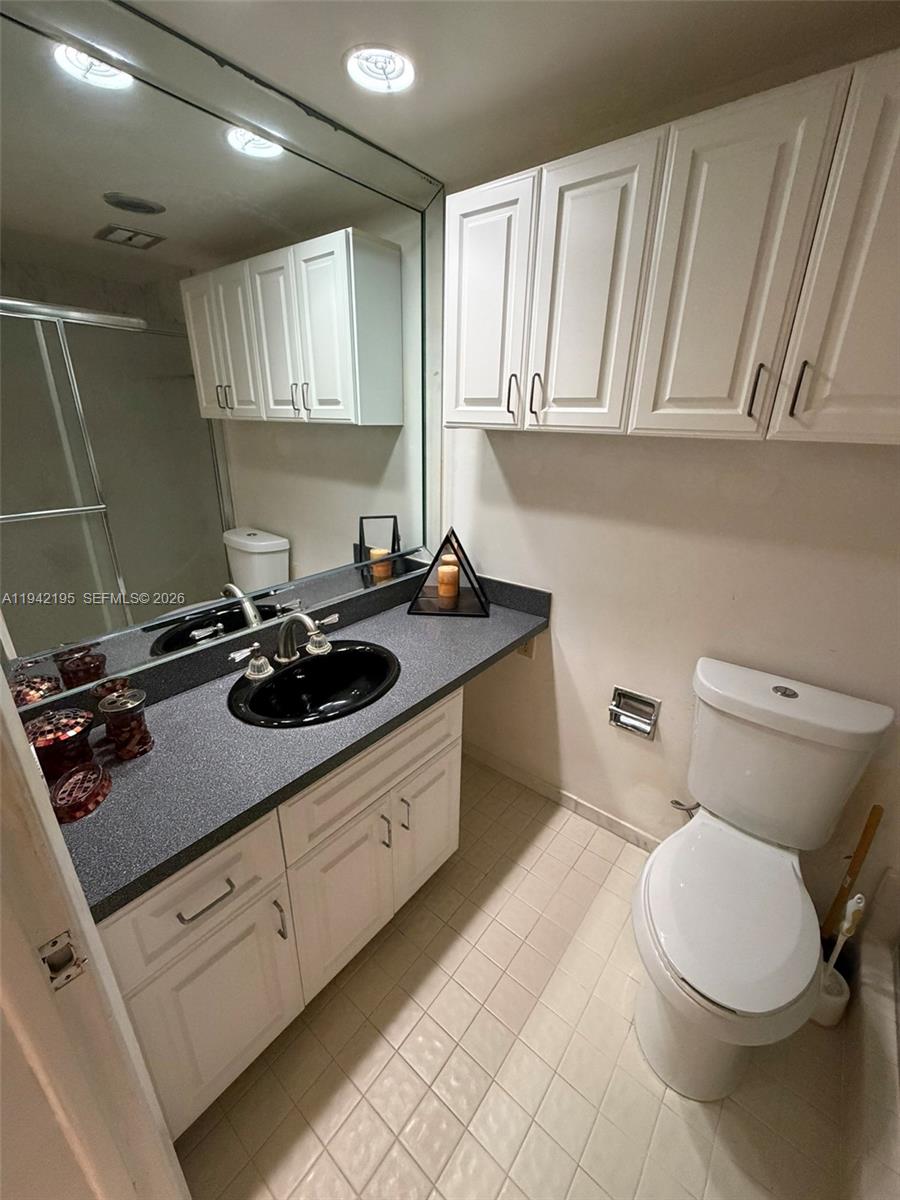 GALT OCEAN CLUB CONDO - Residential Lease