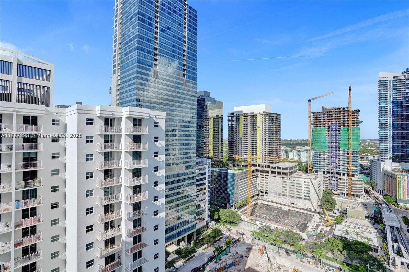 170 SE 14th St 2907